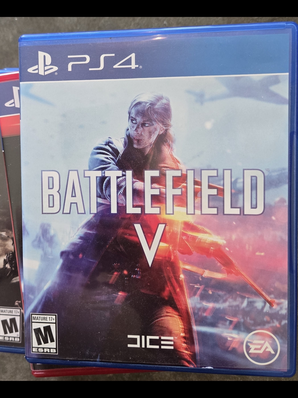 PlayStation PS4 Battlefield V - Blue Cover